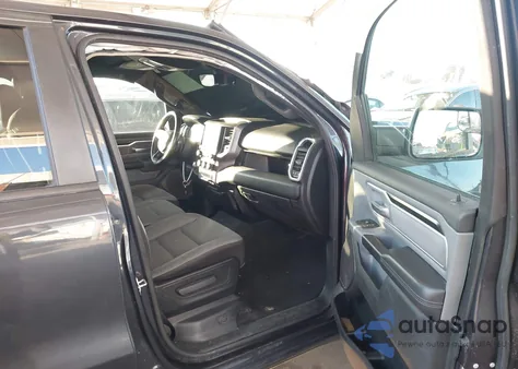 2021 Ram 1500 Big Horn 4X2 5'7 Box из США, поврежденный, VIN 1C6RREFT4MN609846